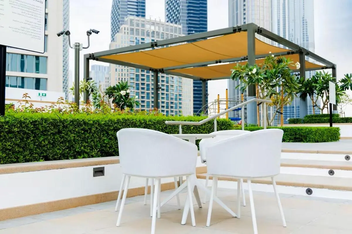 Modern High Rise 2Br Apartment With Burj Khalifa Views, Steps From Dubai Opera And Near Dubai Mall 0*,  Emiratos Árabes Unidos