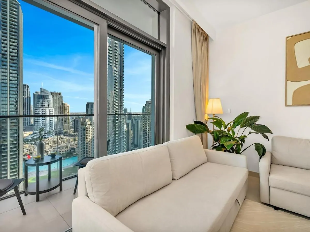 Modern High Rise 2Br Apartment With Burj Khalifa Views, Steps From Dubai Opera And Near Dubai Mall